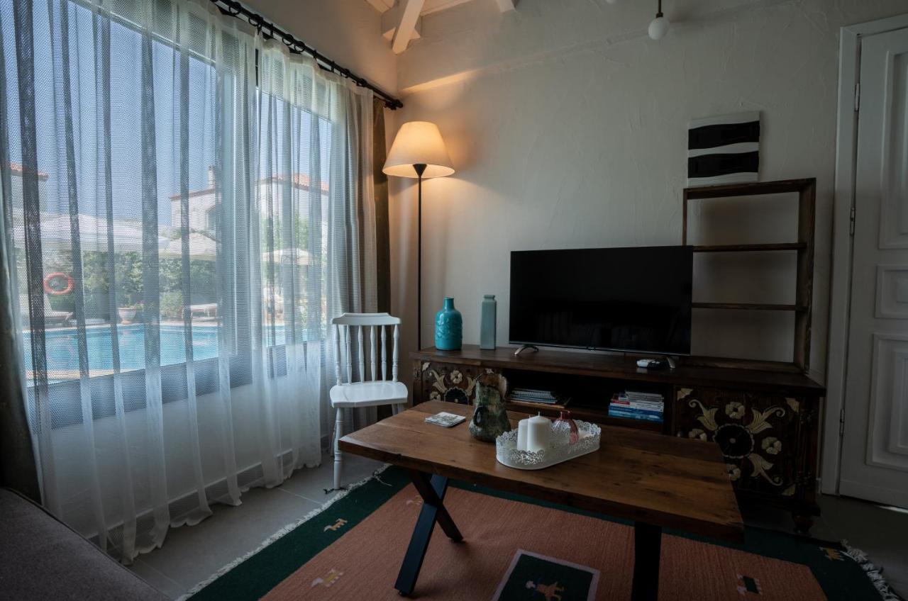 Sedirli Ev Hotel Alacati Exterior photo