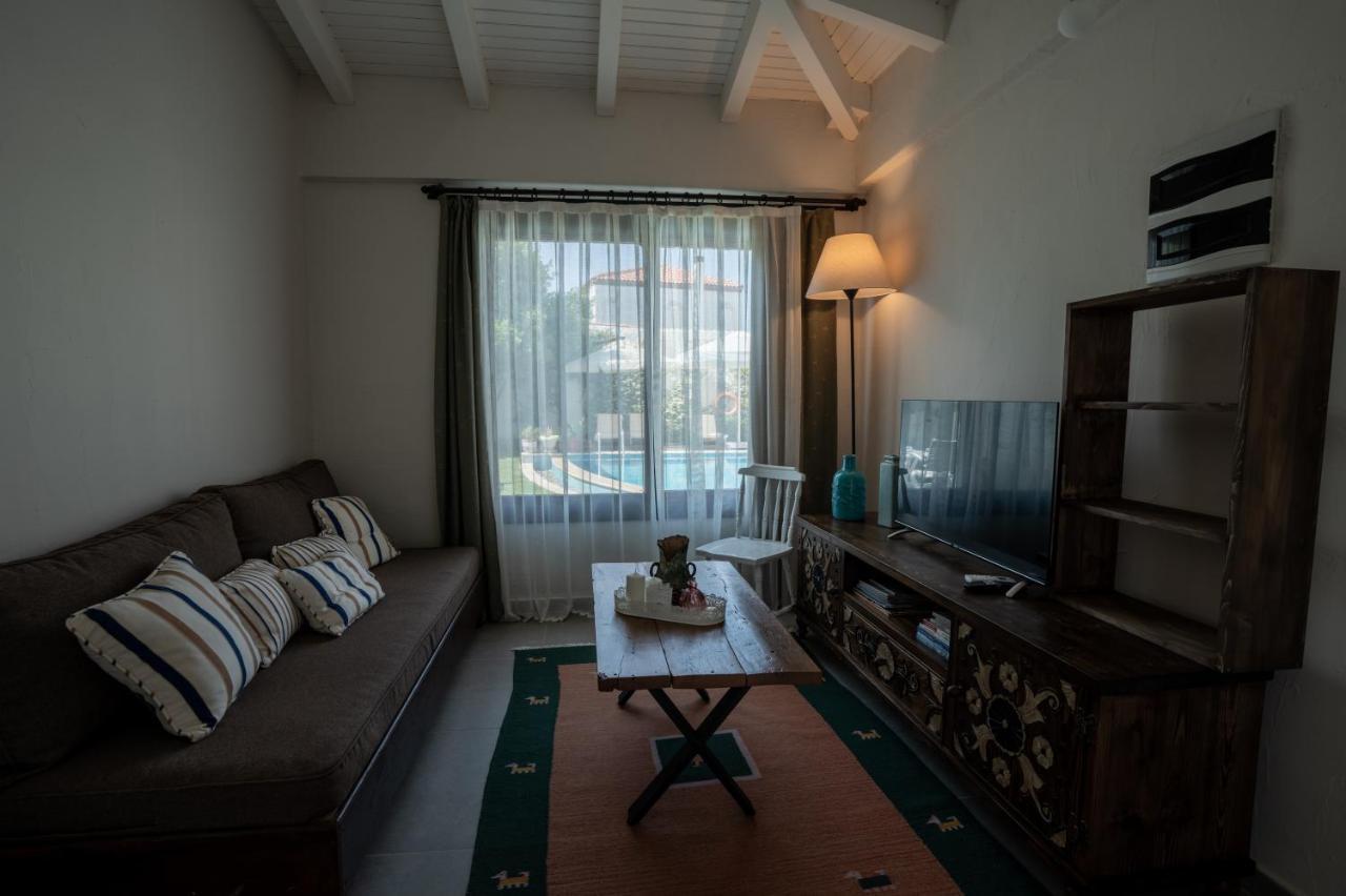 Sedirli Ev Hotel Alacati Exterior photo