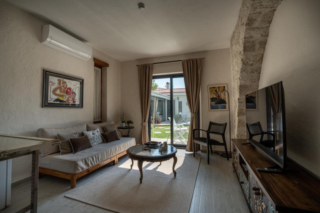 Sedirli Ev Hotel Alacati Exterior photo